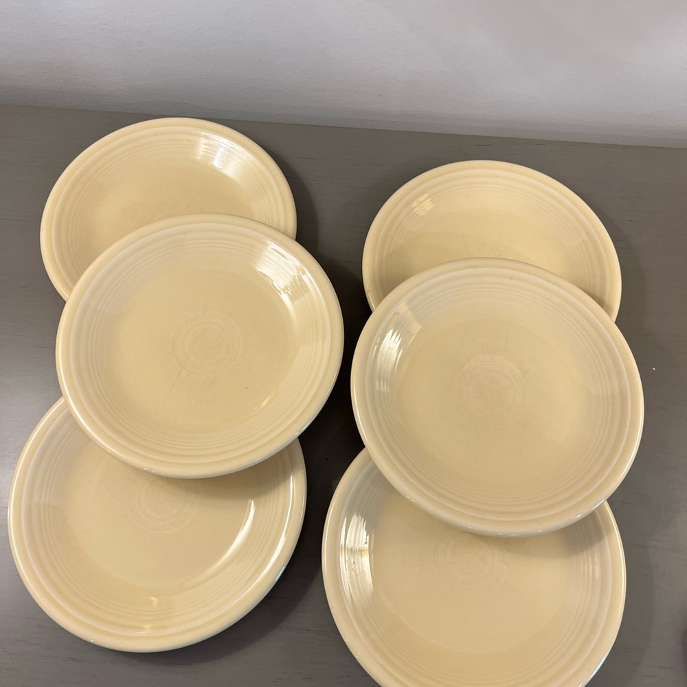 Fiesta Ware Ivory Salad Dessert Plates Set Of 6 Pale Yellow Homer Laughlin VTG - Picture 5 of 7